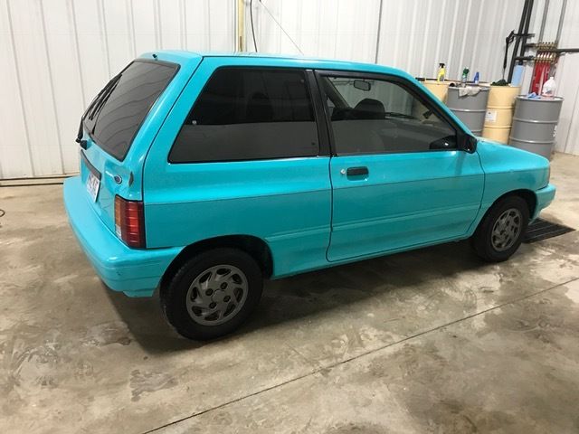 1993 Ford Festiva GL - photo 3
