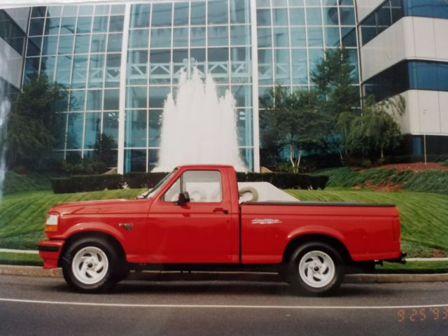 1993 Ford LIGHTNING 4k Original Miles (One of not the lowest in the country) 1993 Ford F-150 Lightning