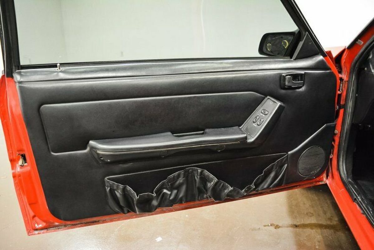1993 Ford Mustang - photo 12