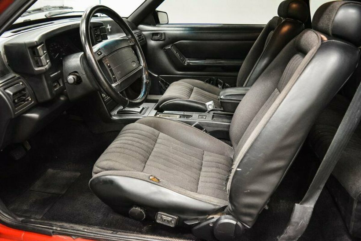1993 Ford Mustang - photo 13