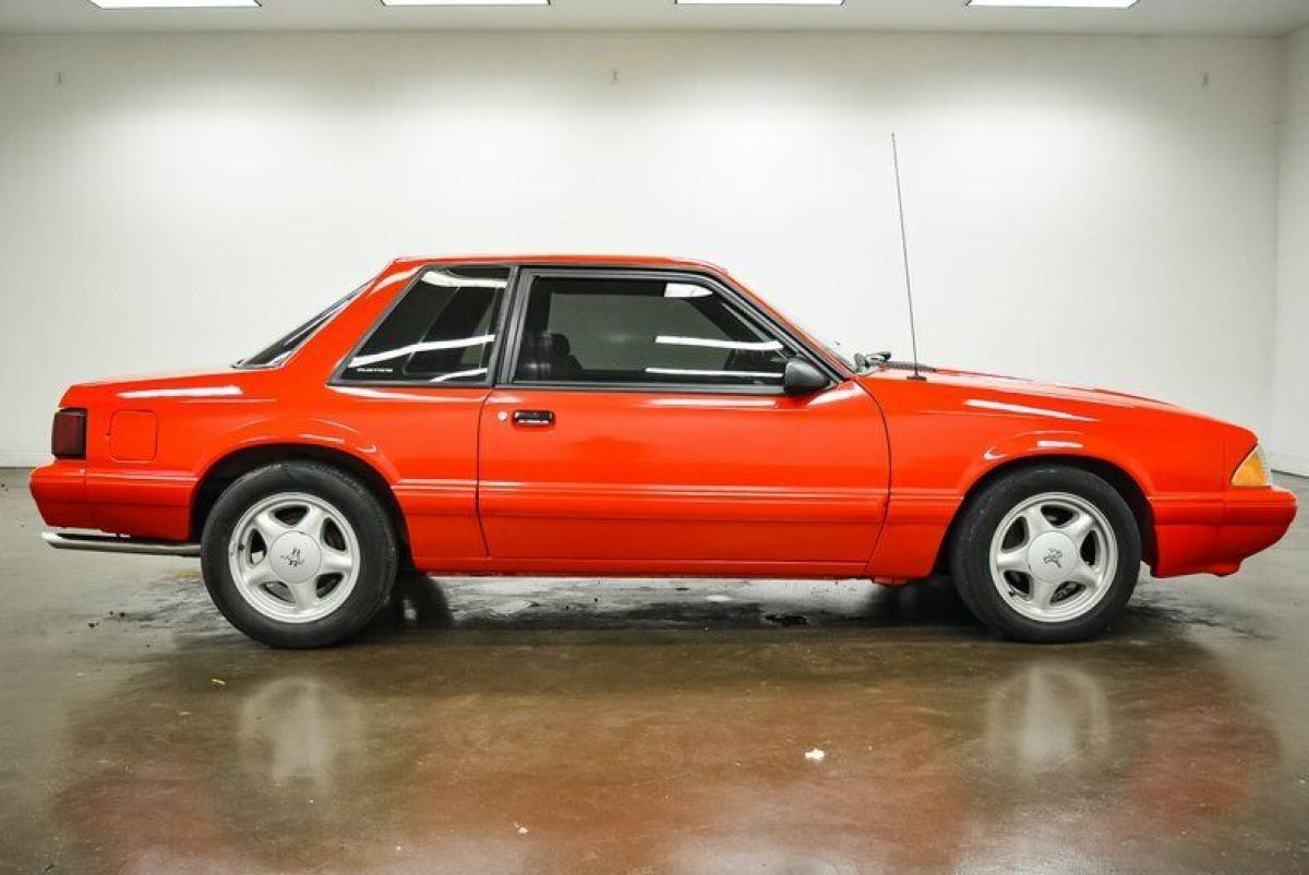 1993 Ford Mustang - photo 8