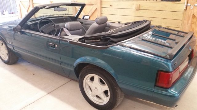 1993 Ford Mustang - photo 9