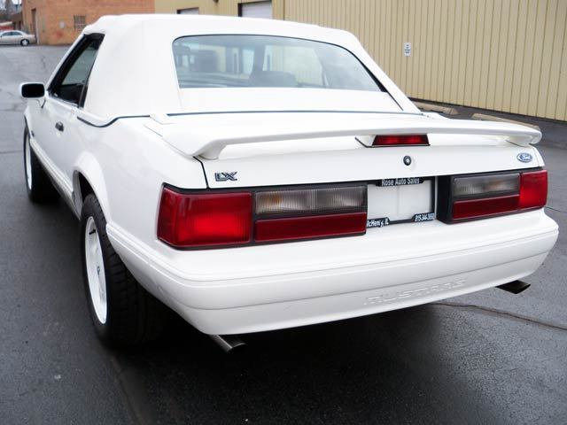 1993 Ford Mustang LX - photo 3