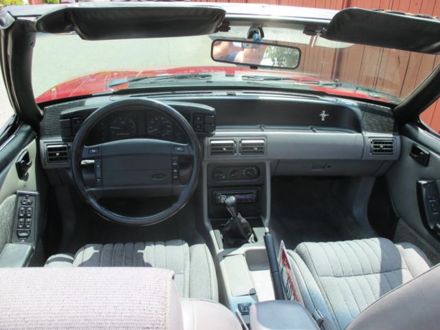 1993 Ford Mustang - photo 8