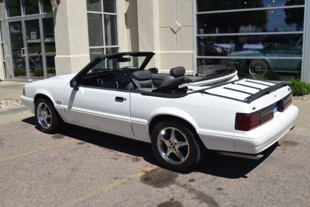 1993 Ford Mustang LX - photo 6