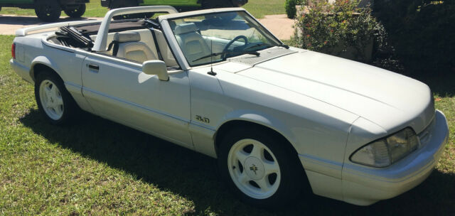 1993 Ford Mustang LX - photo 12