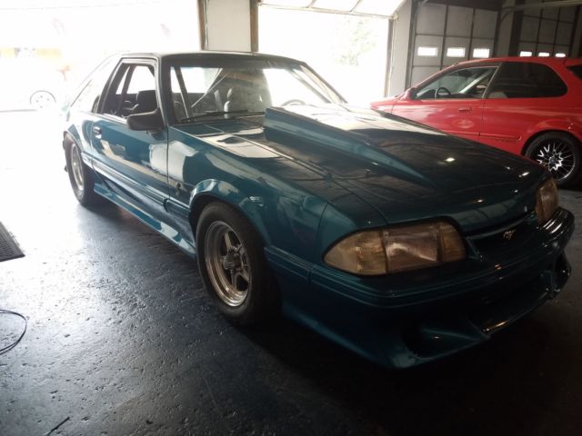 1993 Ford Mustang - photo 4