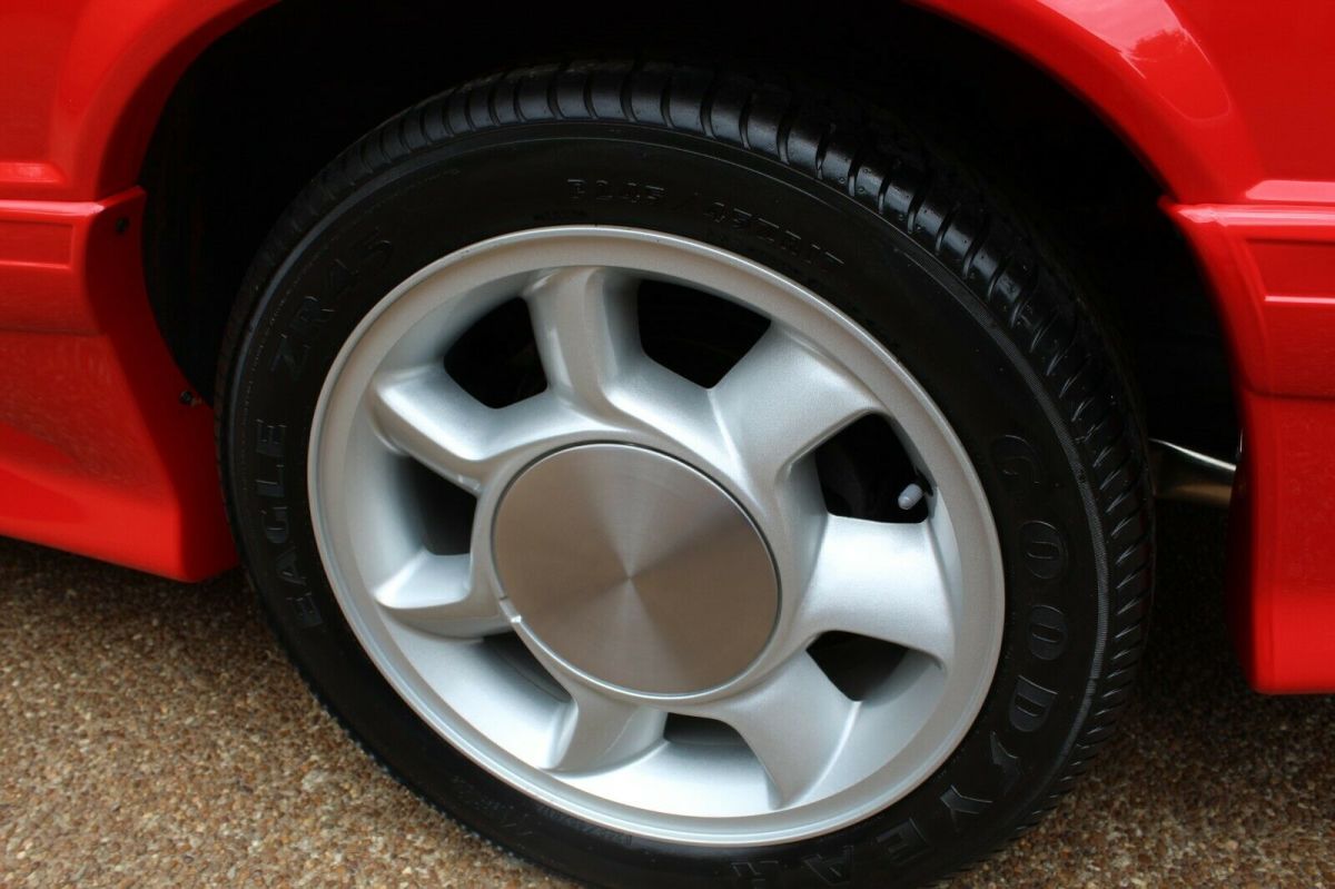 1993 Ford Mustang - photo 10