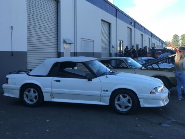 1993 Ford Mustang Gt - photo 11