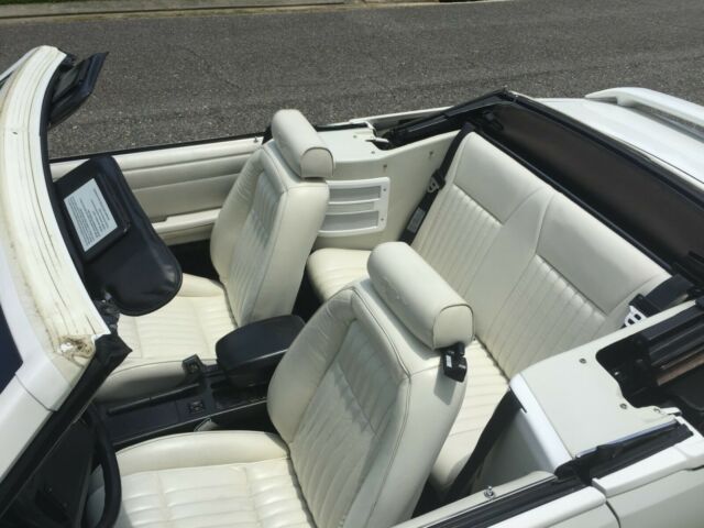 1993 Ford Mustang LX Convertible - photo 8
