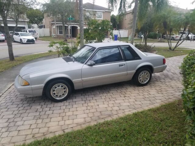 1993 Ford Mustang Coupe 5 Speed 1993 Ford Mustang 5 Speed