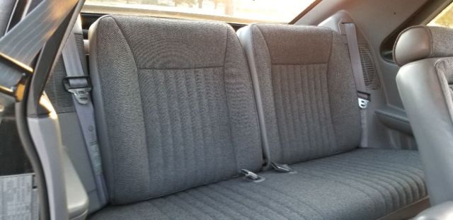 1993 Ford Mustang GT - photo 10