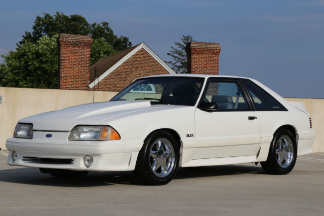 1993 Ford Mustang GT - photo 7