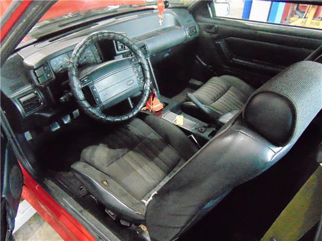 1993 Ford Mustang GT - photo 10