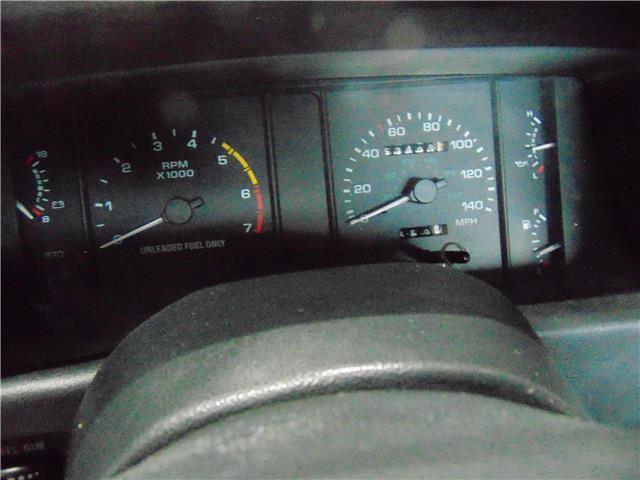 1993 Ford Mustang GT - photo 11