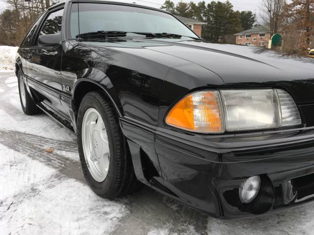 1993 Ford Mustang GT 2dr Hatchback - photo 2