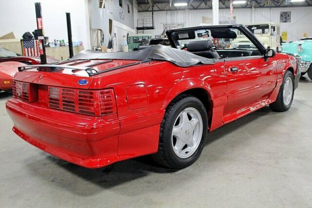 1993 Ford Mustang Convertible - photo 5