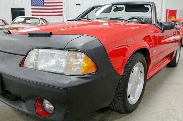 1993 Ford Mustang Convertible - photo 9