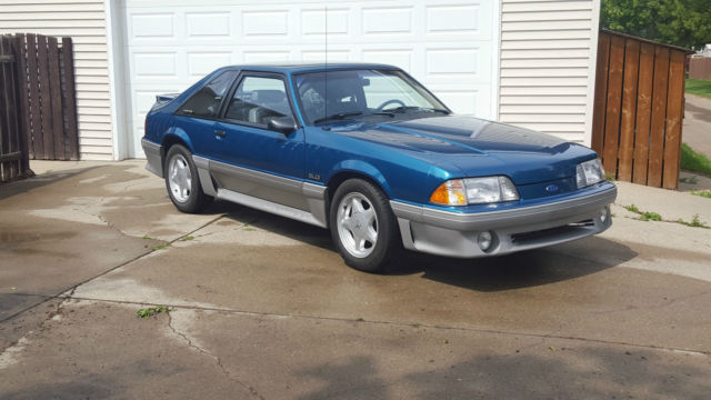1993 Ford Mustang GT - photo 13