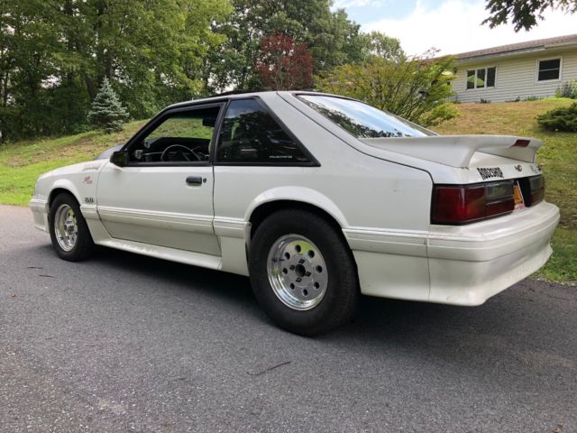 1993 Ford Mustang GT - photo 5