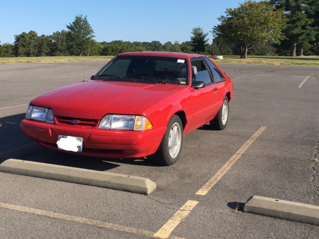 1993 Ford Mustang hatchback 4 cylinder 5 speed 1993 Ford Mustang lx