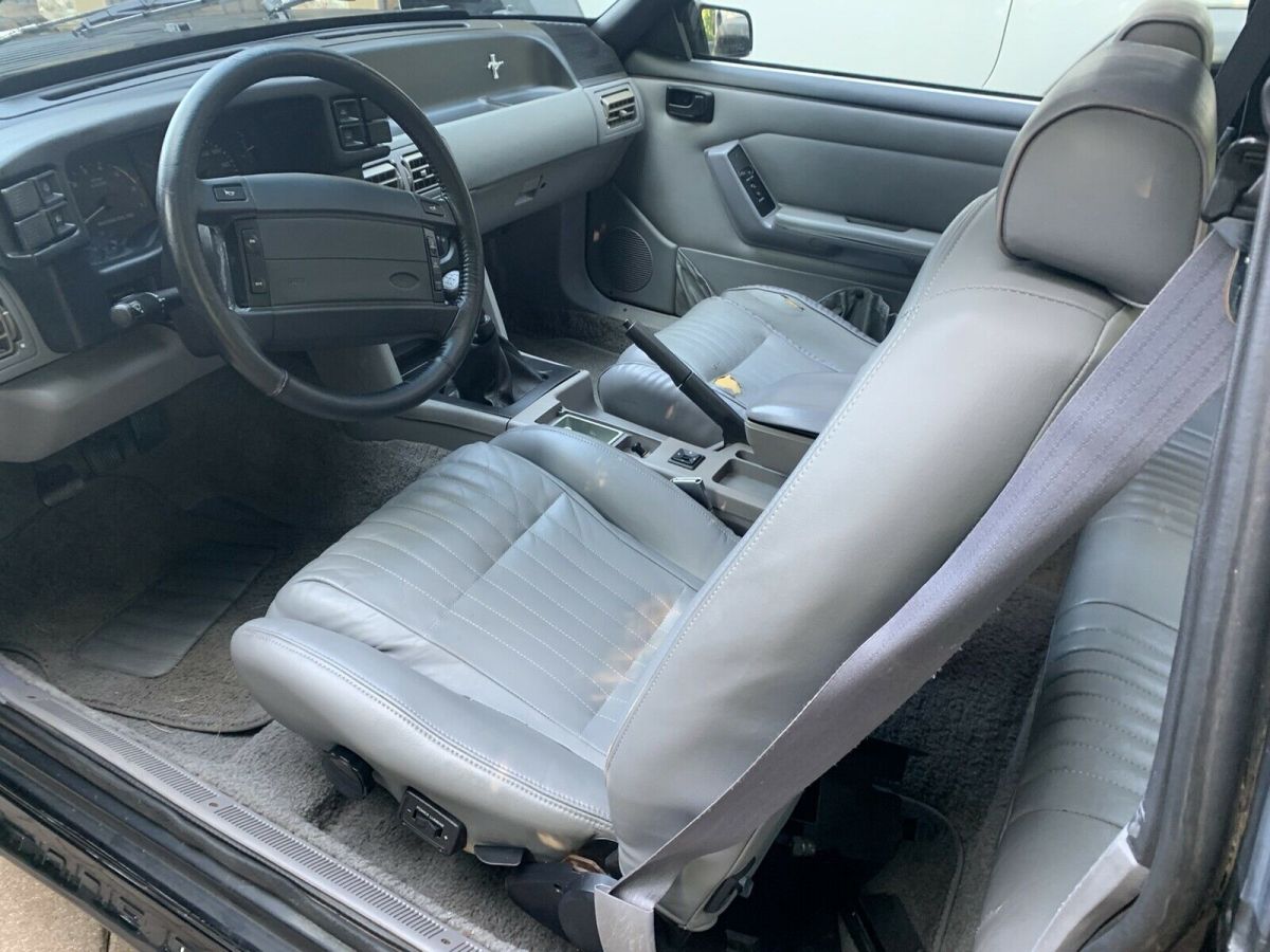 1993 Ford Mustang GT - photo 5