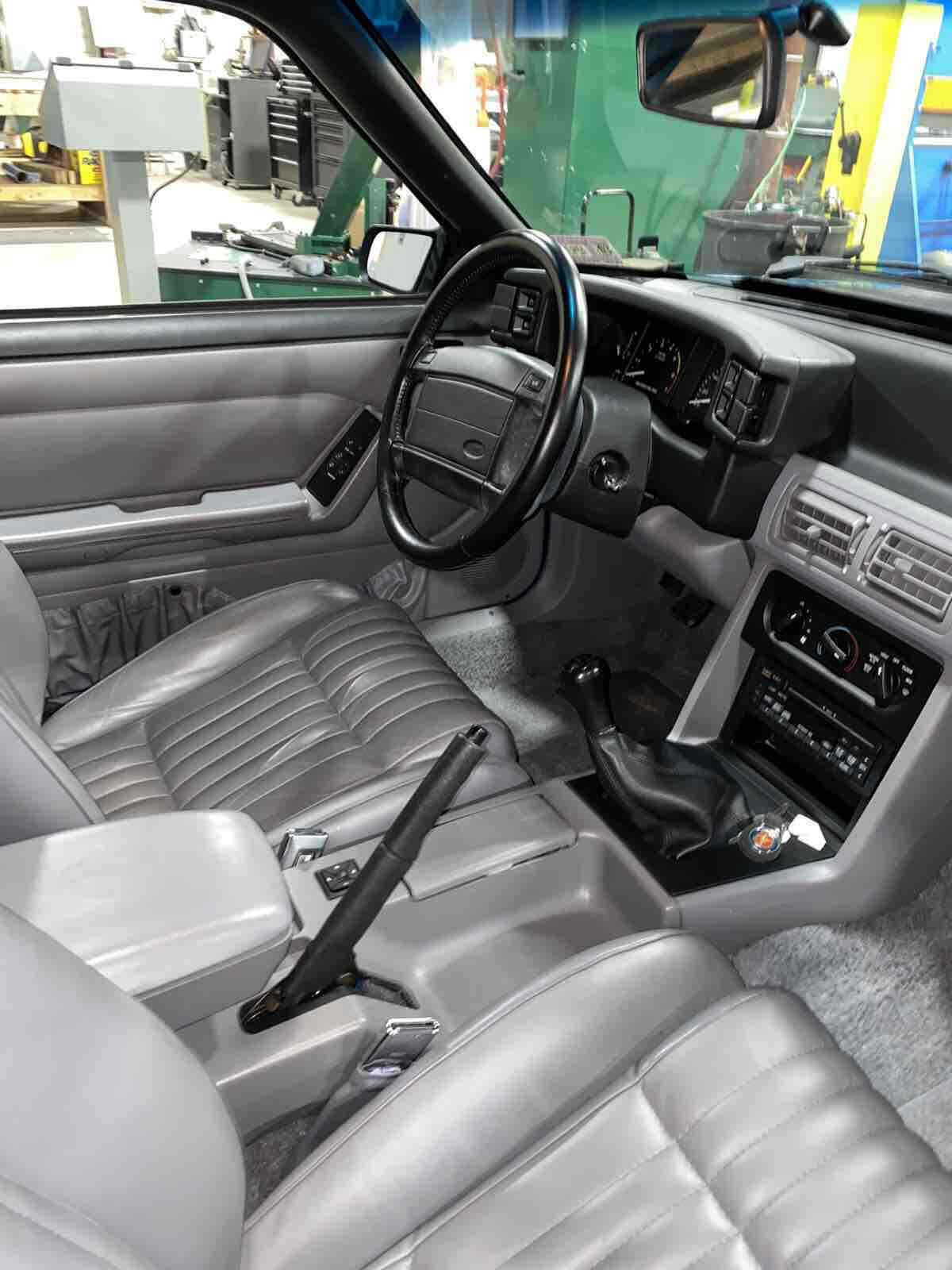 1993 Ford Mustang COBRA - photo 13