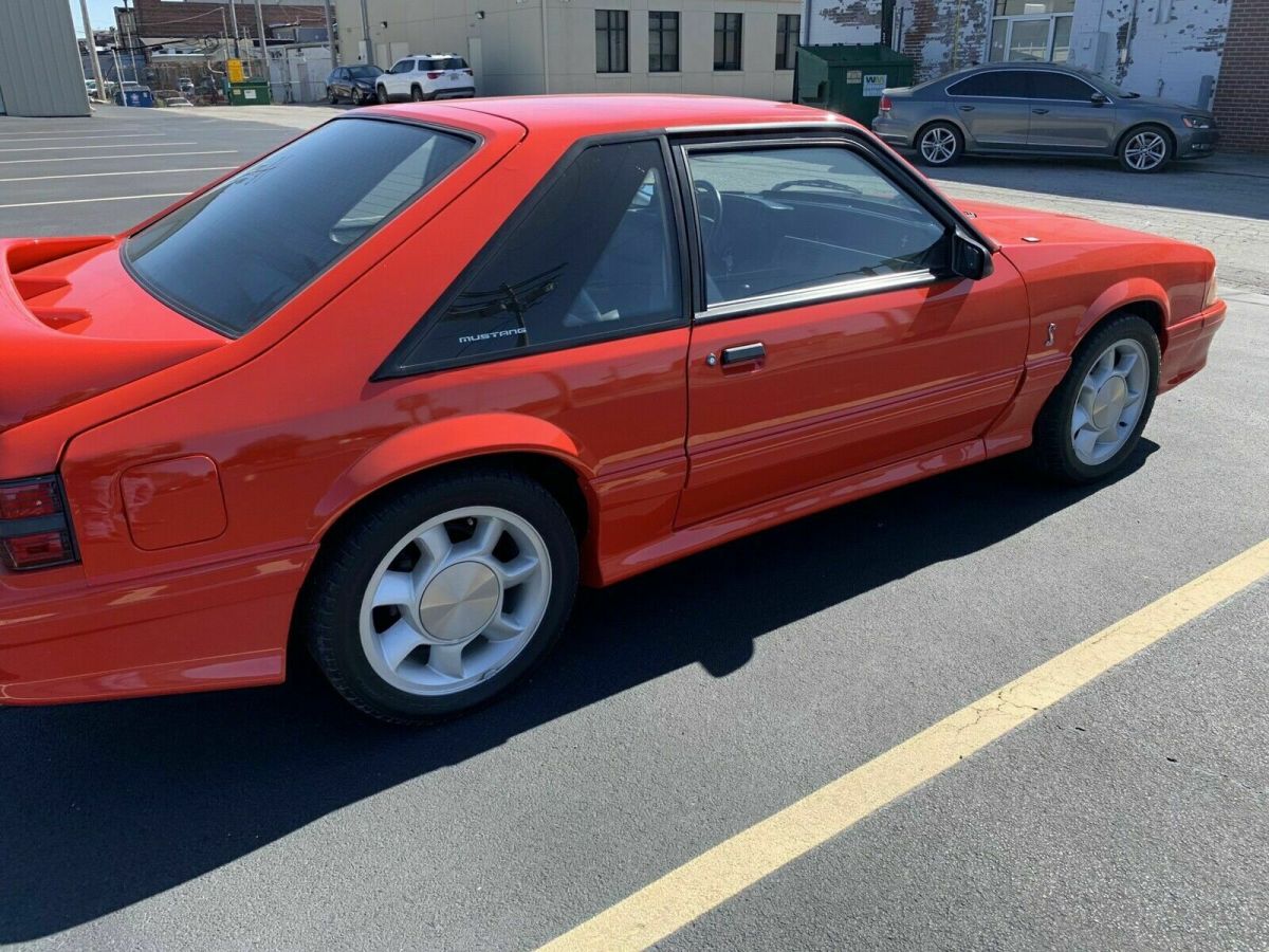 1993 Ford Mustang COBRA - photo 2