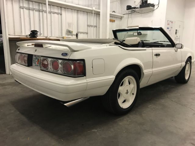 1993 Ford Mustang LX COVERTIBLE - photo 4