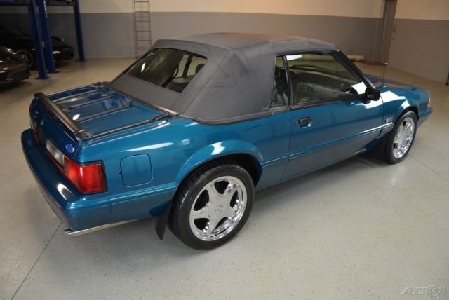 1993 Ford Mustang LX 5.0 - photo 12