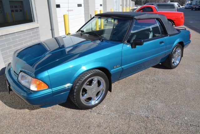 1993 Ford Mustang LX 5.0 - photo 2