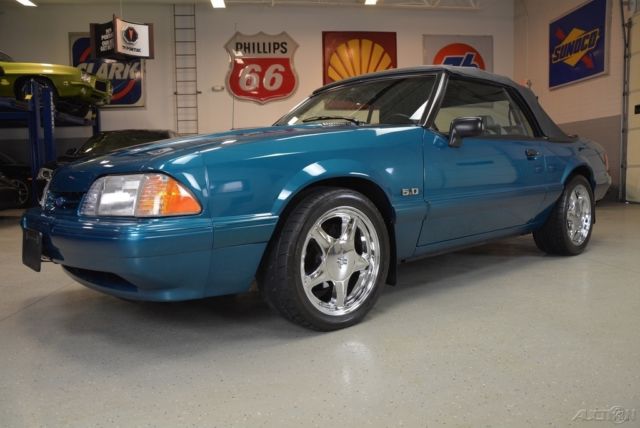 1993 Ford Mustang LX 5.0 - photo 3