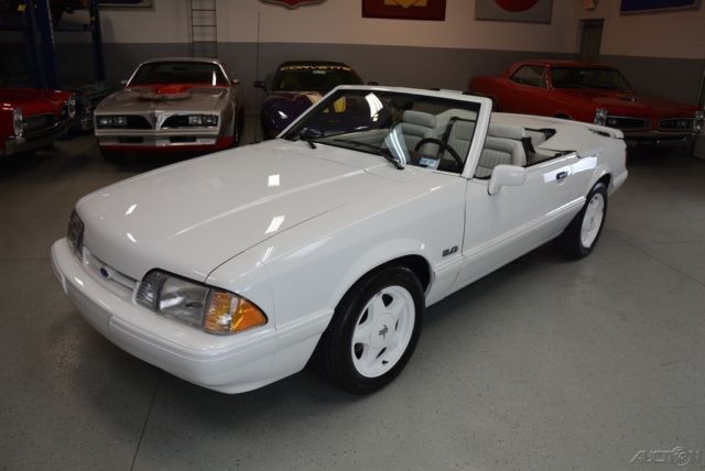1993 Ford Mustang LX 5.0 Feature Car - photo 6