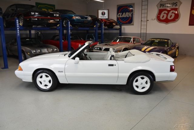 1993 Ford Mustang LX 5.0 Feature Car - photo 8
