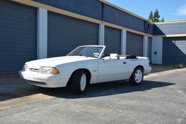 1993 Ford Mustang LX 5.0 2dr Convertible - photo 6
