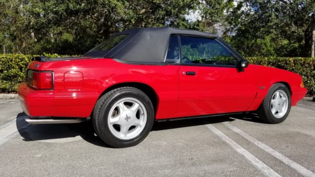 1993 Ford Mustang LX convertible - photo 3