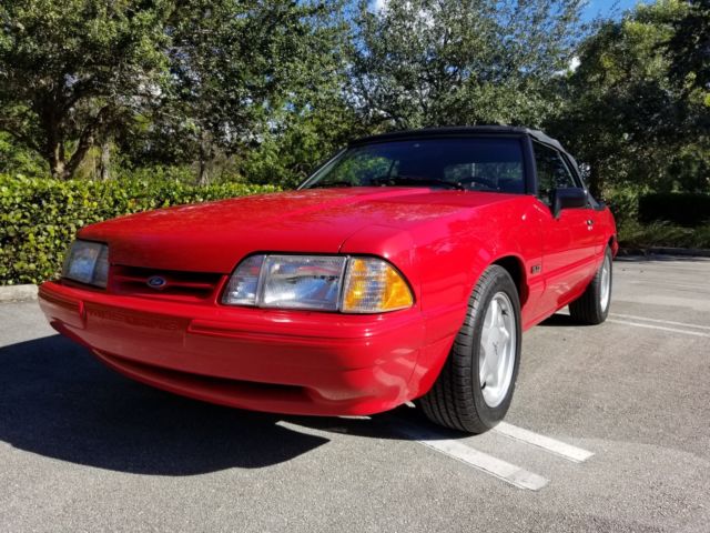 1993 Ford Mustang LX convertible - photo 6