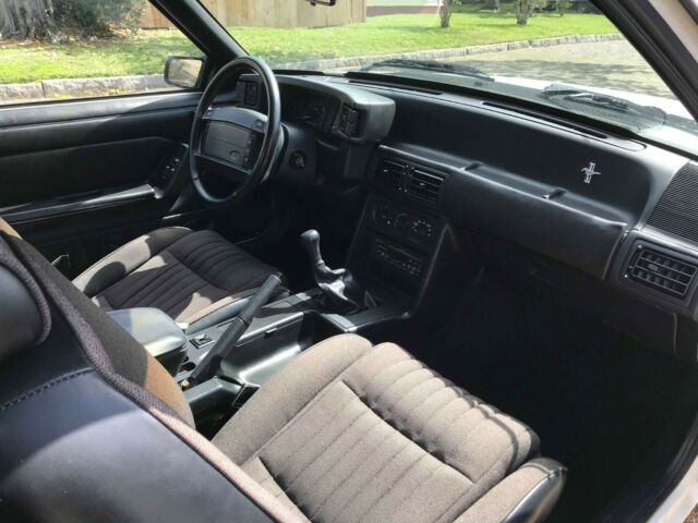 1993 Ford Mustang LX 5.0 5 SPEED ORIGINAL PAINT BLACK INT 70K MILES - photo 10