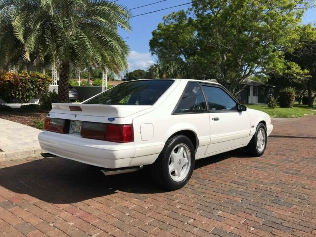 1993 Ford Mustang LX 5.0 5 SPEED ORIGINAL PAINT BLACK INT 70K MILES - photo 4