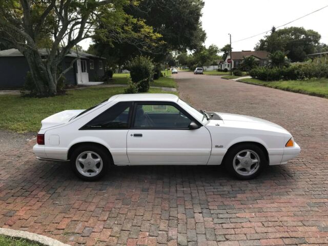 1993 Ford Mustang LX 5.0 5 SPEED ORIGINAL PAINT BLACK INT 70K MILES - photo 5