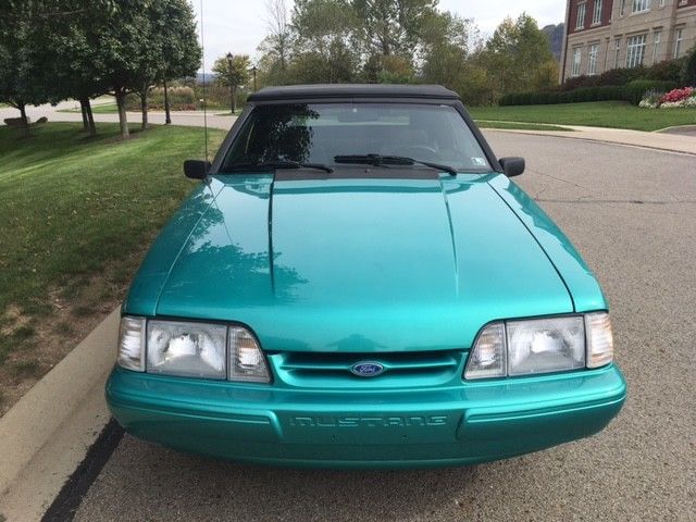 1993 Ford Mustang LX 5.0 Convertible **ONLY 85k MILES** 1993 Ford Mustang Convertible