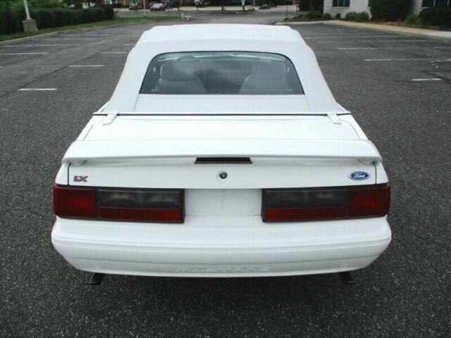 1993 Ford Mustang LX 5.0 - photo 12