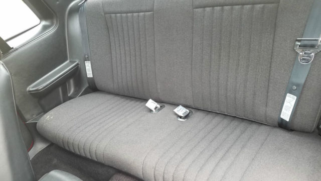 1993 Ford Mustang Coupe 2 Door - photo 4