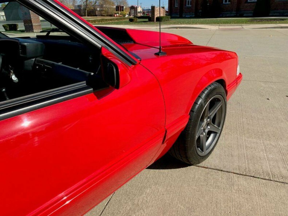 1993 Ford Mustang - photo 12