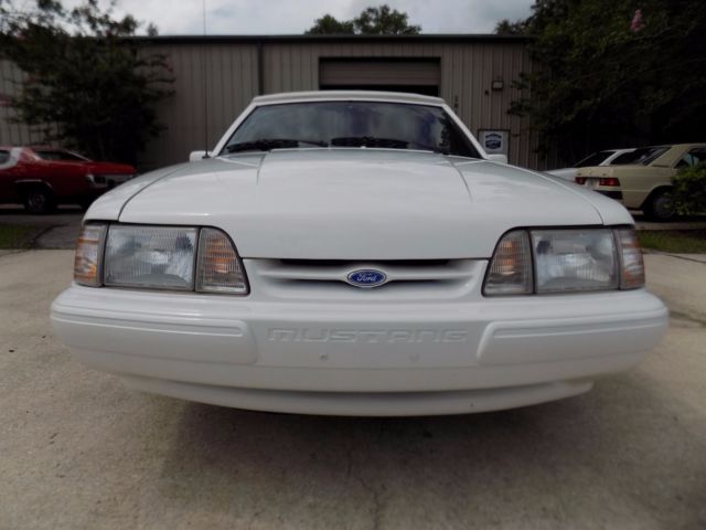 1993 Ford Mustang LX convertible - photo 10