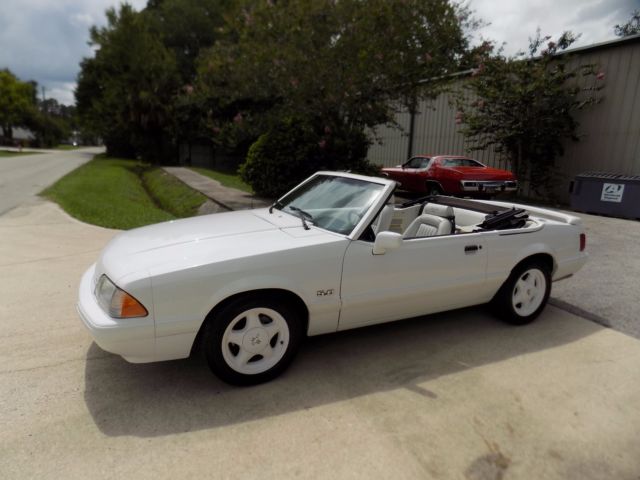 1993 Ford Mustang LX convertible - photo 5
