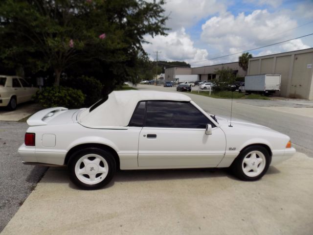 1993 Ford Mustang LX convertible - photo 7