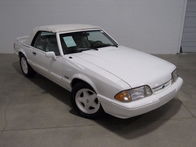1993 Ford Mustang LX - photo 3