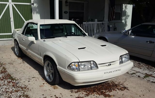 1993 Ford Mustang LX - photo 2