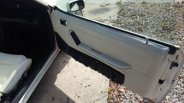 1993 Ford Mustang LX - photo 4